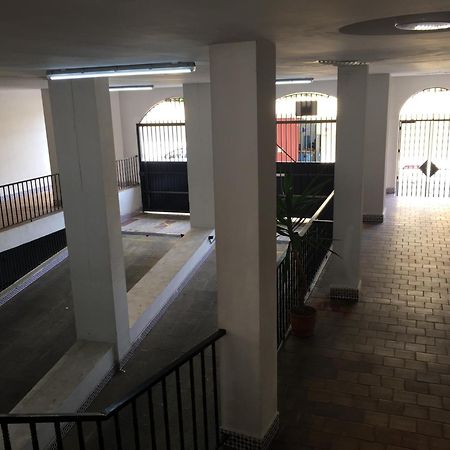 El Cortijuelo. Magnificent Triplex Terraced House With Rooftop Of 18M2, Overlooking The Sea. Parking Торемолинос Екстериор снимка