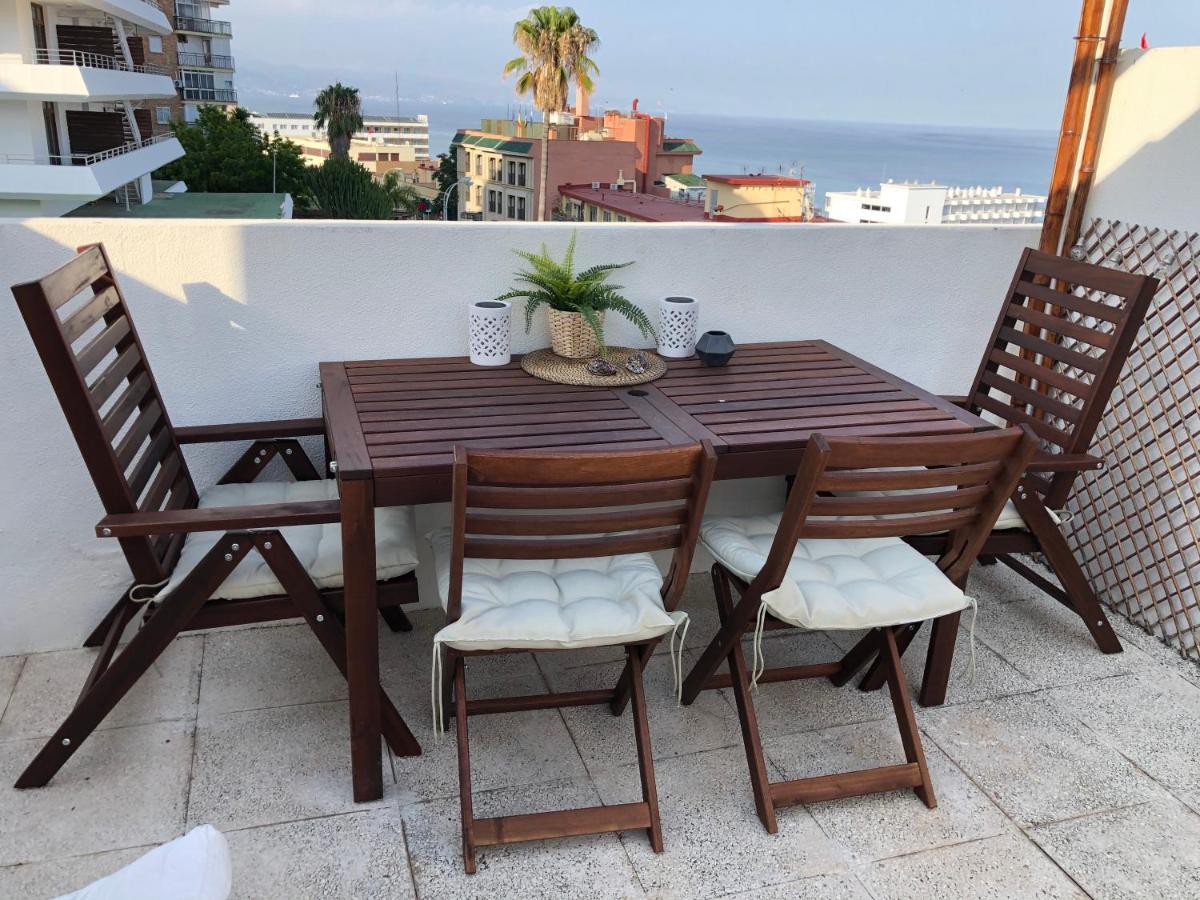 El Cortijuelo. Magnificent Triplex Terraced House With Rooftop Of 18M2, Overlooking The Sea. Parking Торемолинос Екстериор снимка