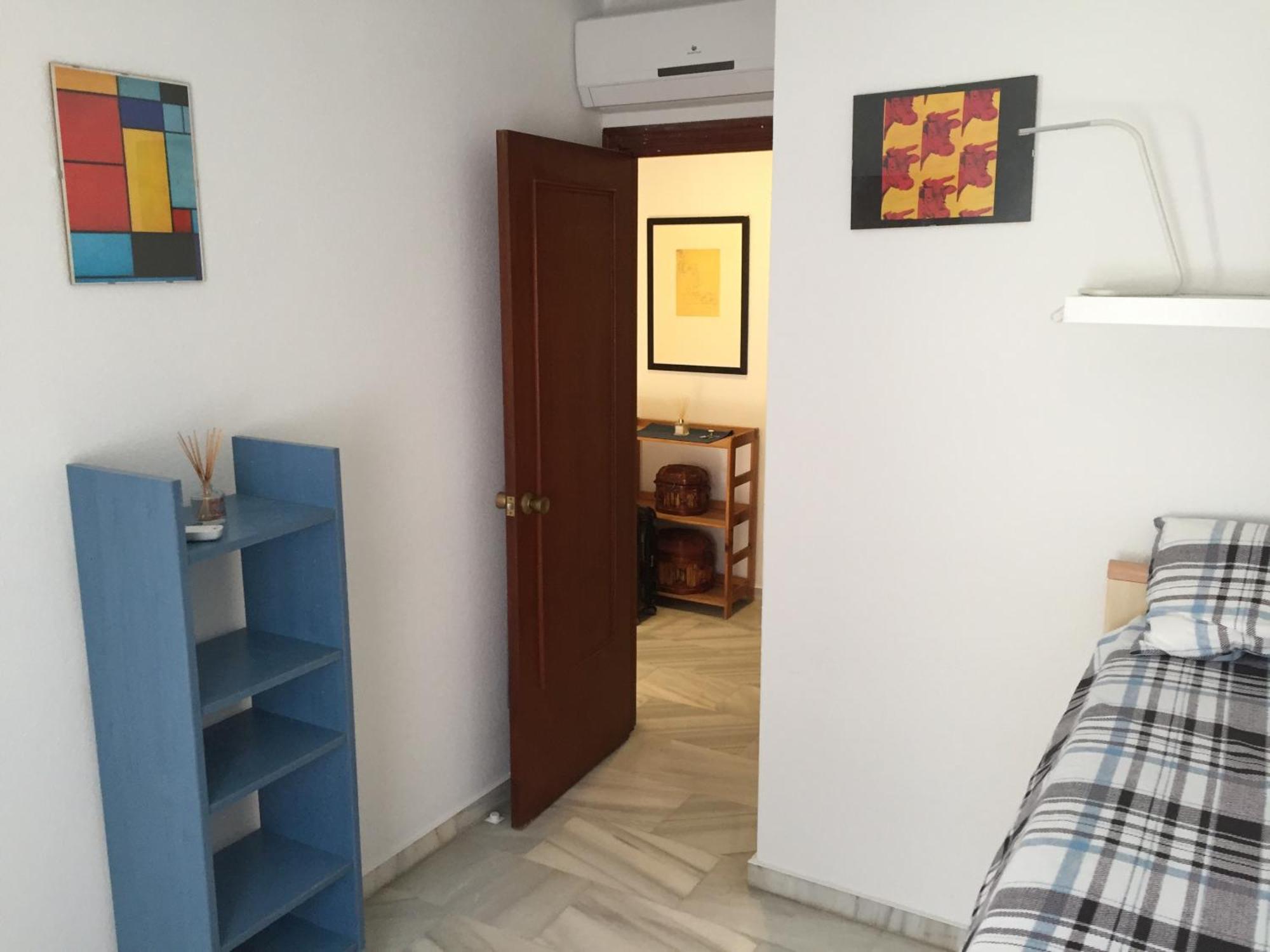 El Cortijuelo. Magnificent Triplex Terraced House With Rooftop Of 18M2, Overlooking The Sea. Parking Торемолинос Екстериор снимка
