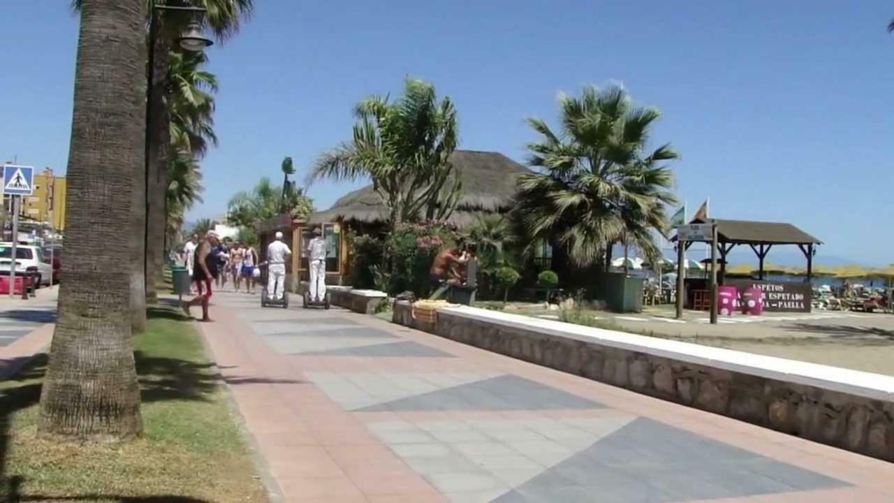 El Cortijuelo. Magnificent Triplex Terraced House With Rooftop Of 18M2, Overlooking The Sea. Parking Торемолинос Екстериор снимка